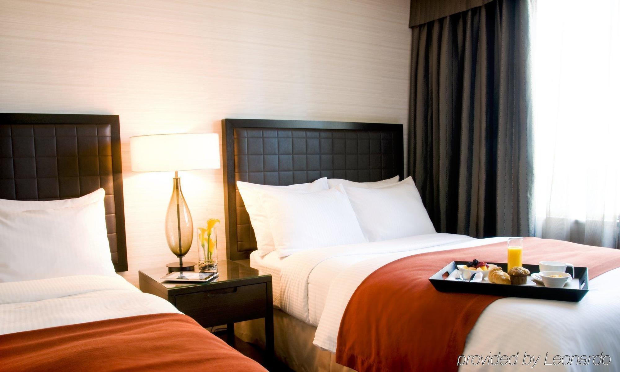Cambridge Suites Toronto Esterno foto