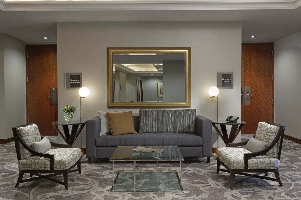 Cambridge Suites Toronto Esterno foto